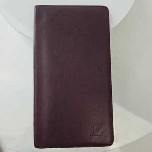 Louis Vuitton Taiga Brazza Wallet Long Portefeuille Bifold Burgundy‎ Leather